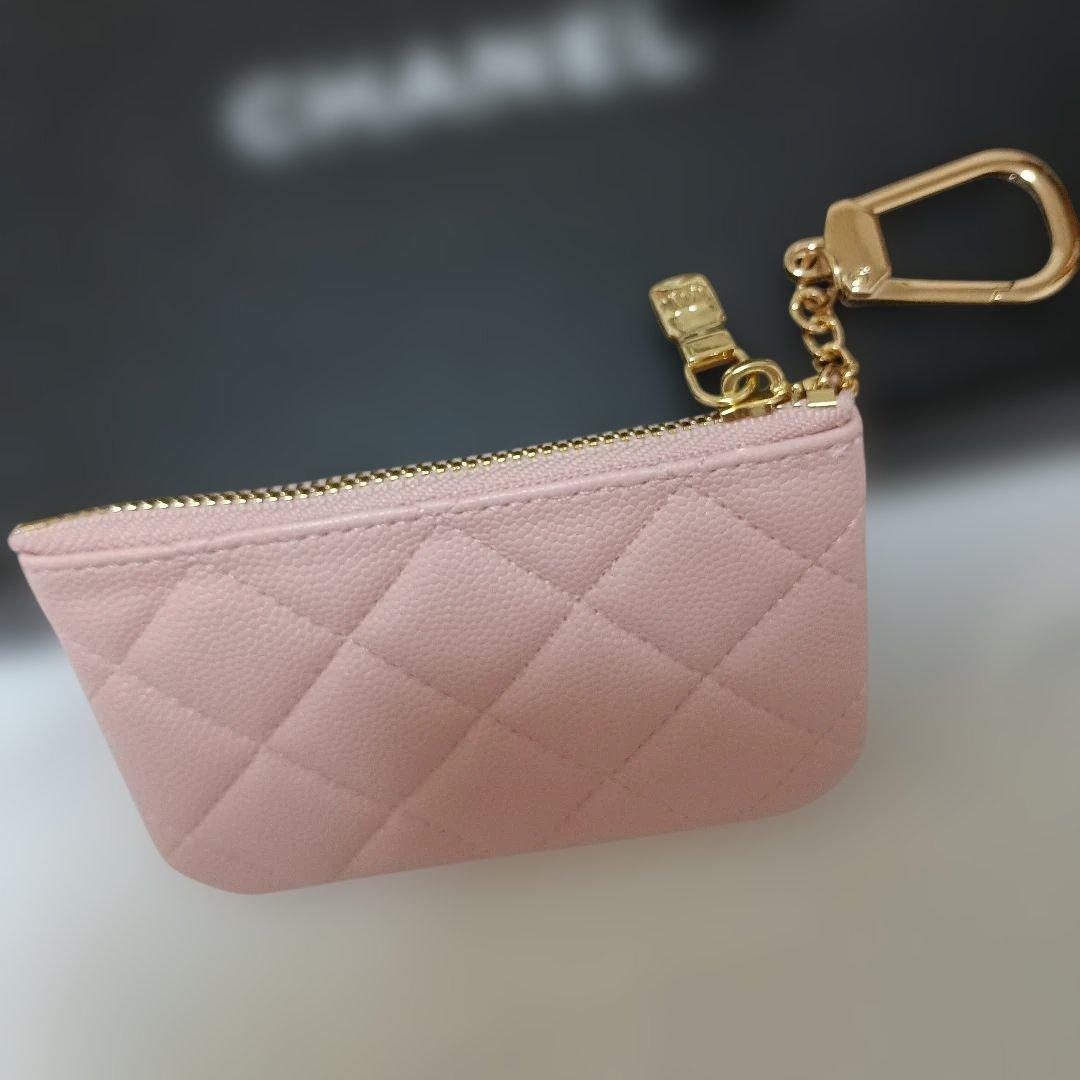 CHANEL ピンク キルティング ケース　ノベルティ