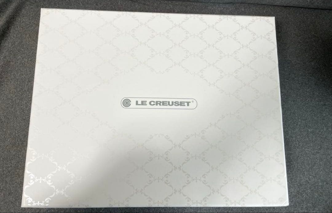 新品　ル・クルーゼ テーブルウェアセット ホワイトラスター