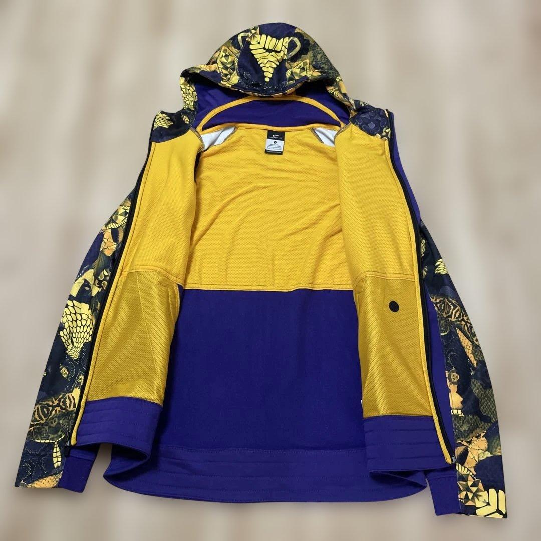 NIKE コービーブライアント パーカー　パープル