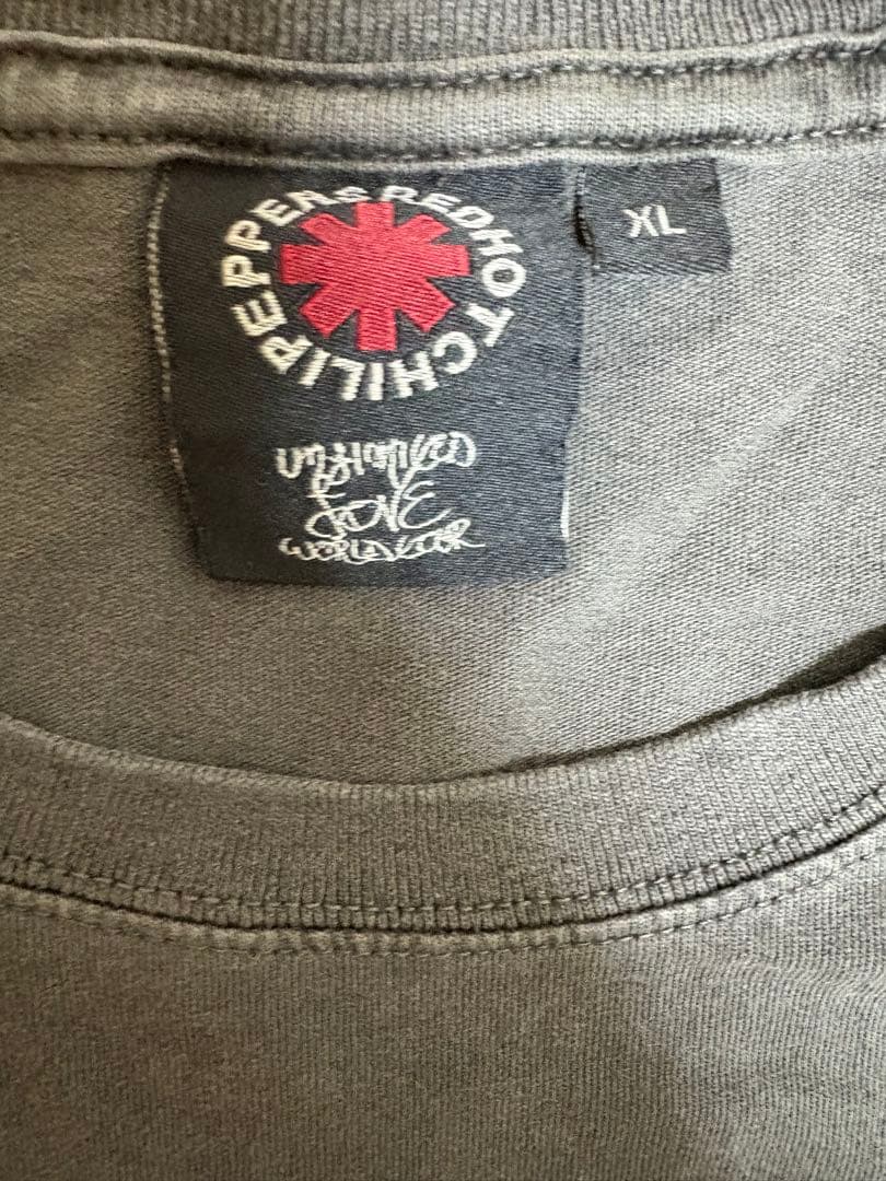 RED HOT CHILI PEPPERS Tシャツ XLサイズ