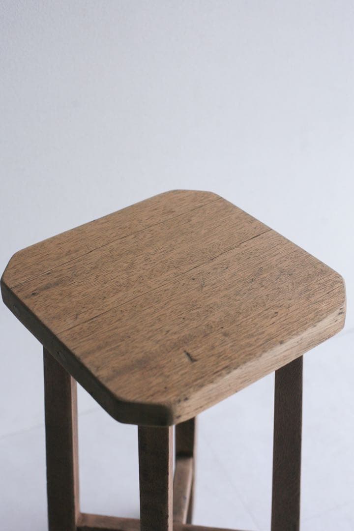 ハイスツール　無垢材　花台　展示台　古家具　カウンターチェア 古道具