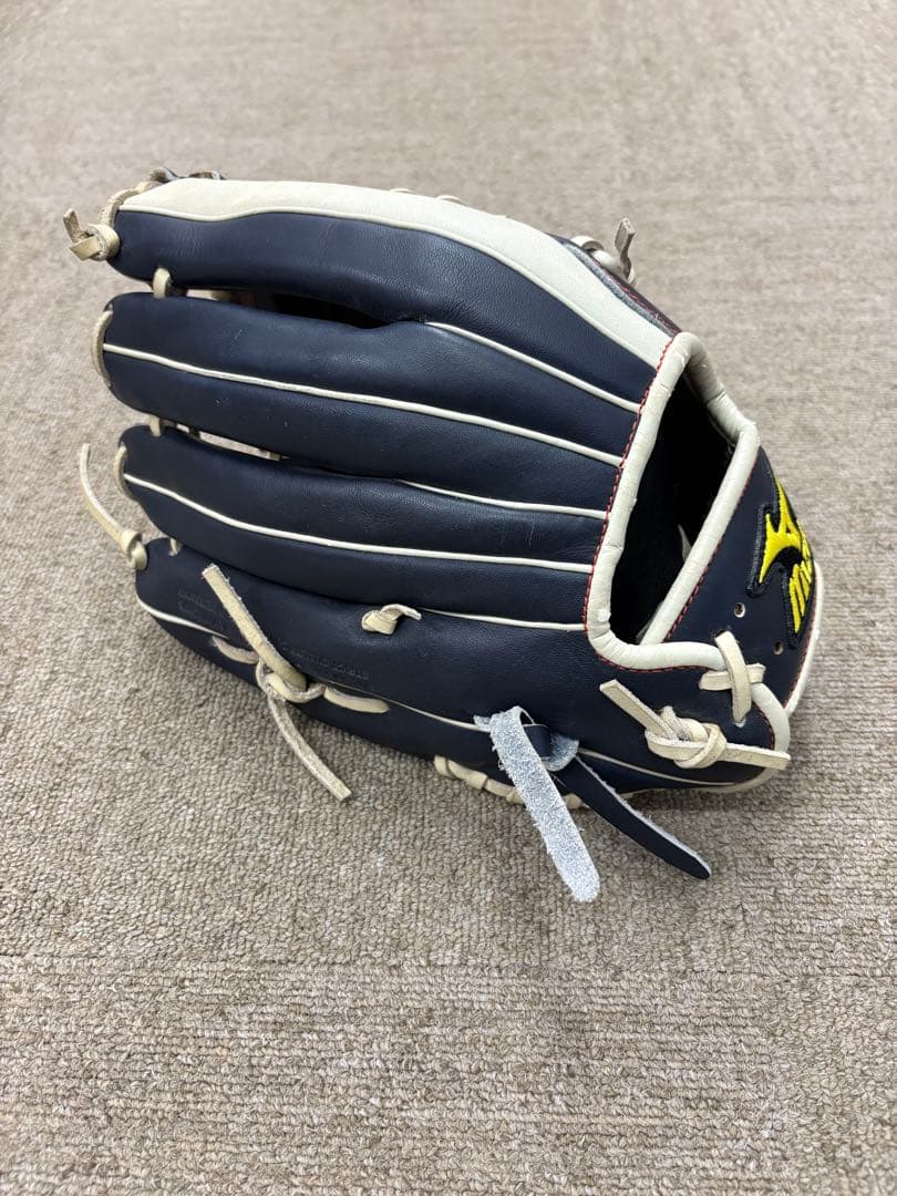 【美品】ミズノ MIZUNO ワールドウィン 軟式グローブ 外野手用 希少カラー