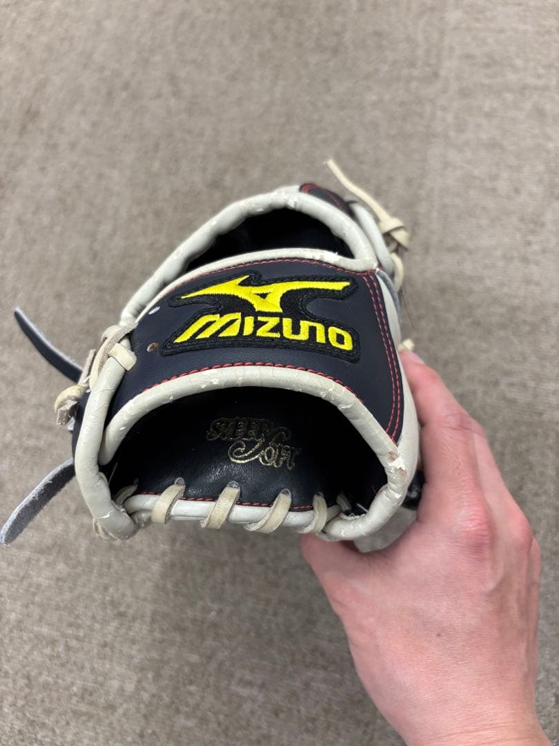【美品】ミズノ MIZUNO ワールドウィン 軟式グローブ 外野手用 希少カラー