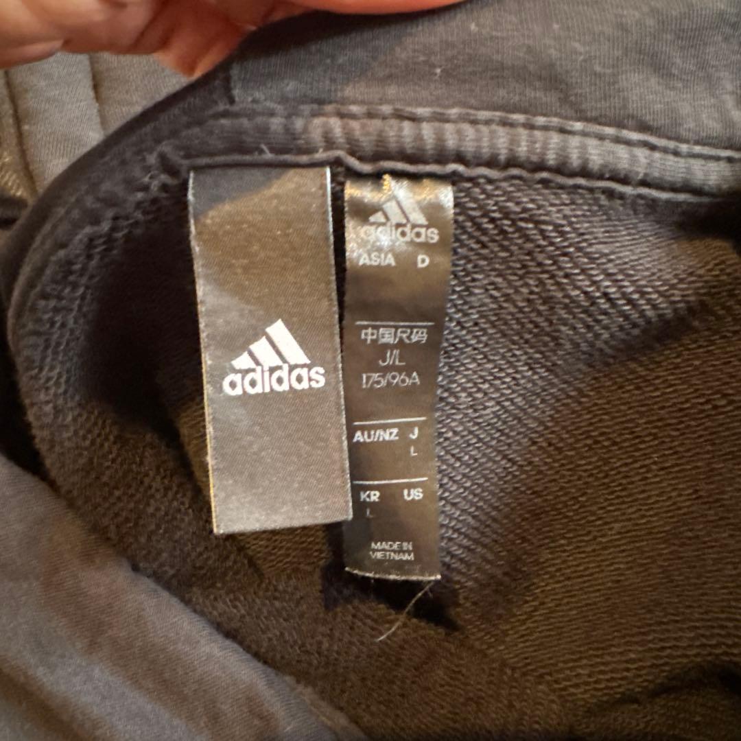 アディダス　セットアップ　メンズLサイズ　THREE STRIPES ロゴ