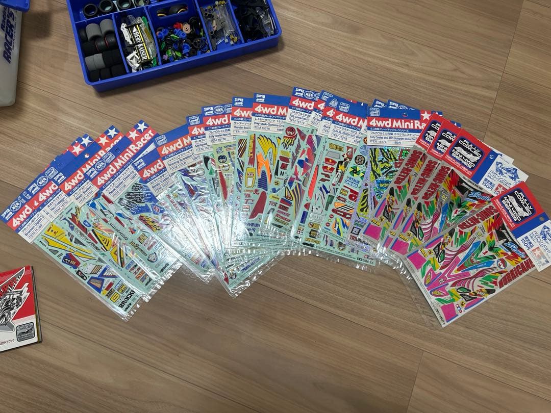 ミニ四駆 ボックス　セット パーツ付き　限定