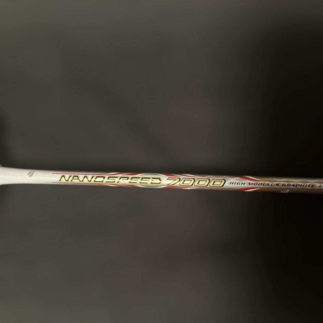 ヨネックス　ナノスピード7000 バドミントンラケット