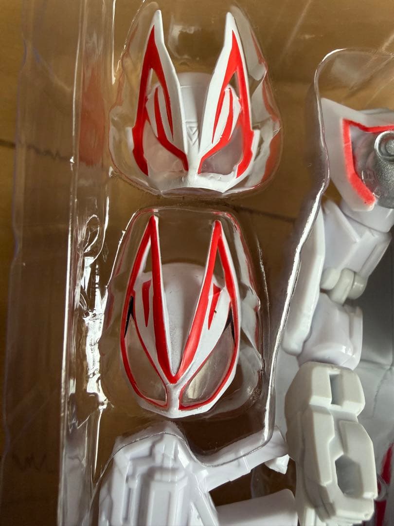 仮面ライダーギーツ　おもちゃ