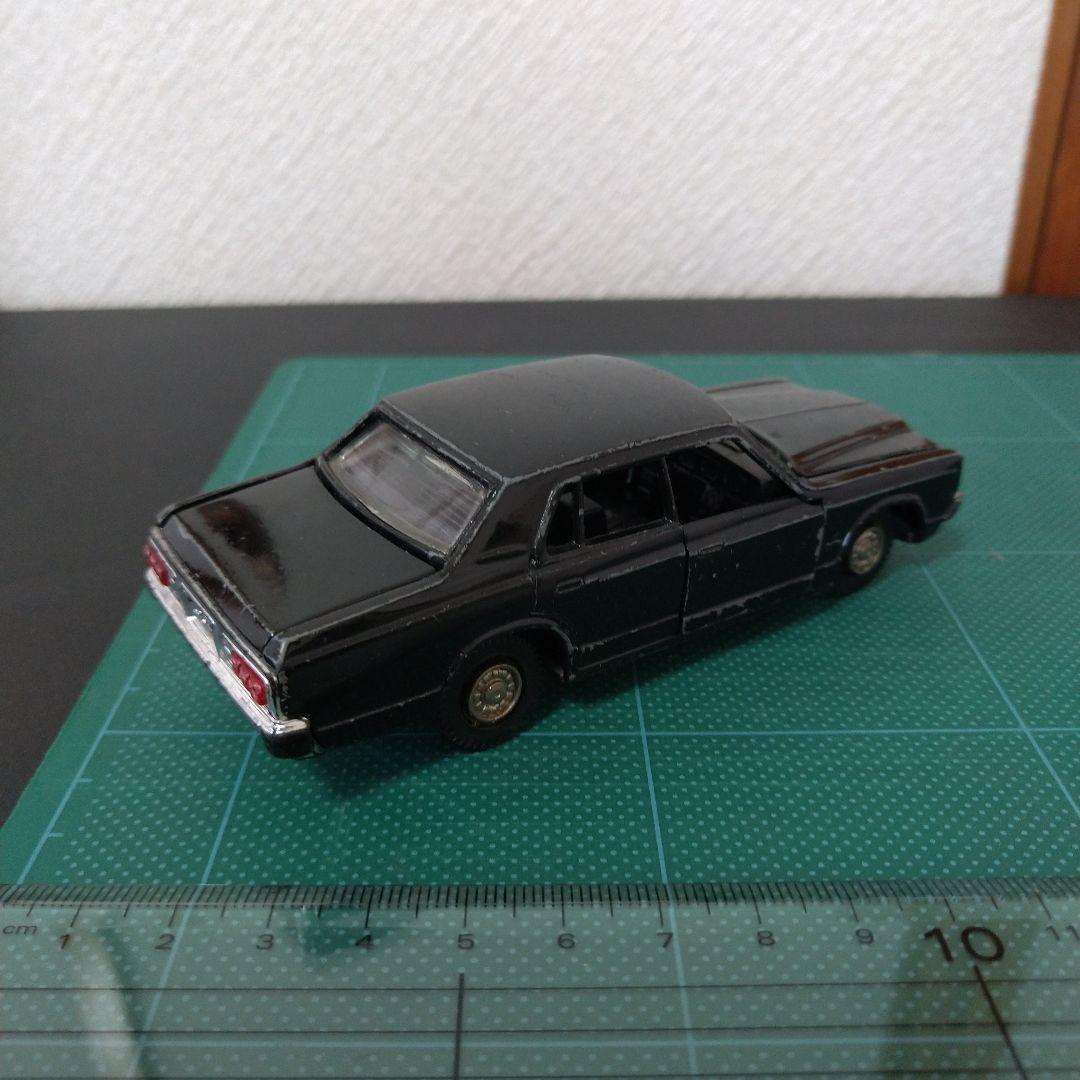 ヨネザワトイズ ミニカー ニュークラウン ロイヤルサルーン