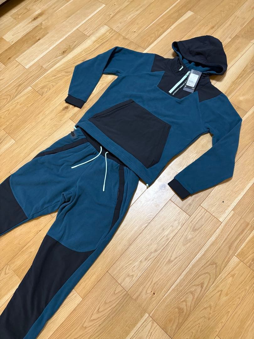 UNDER ARMOUR アンダーアーマー