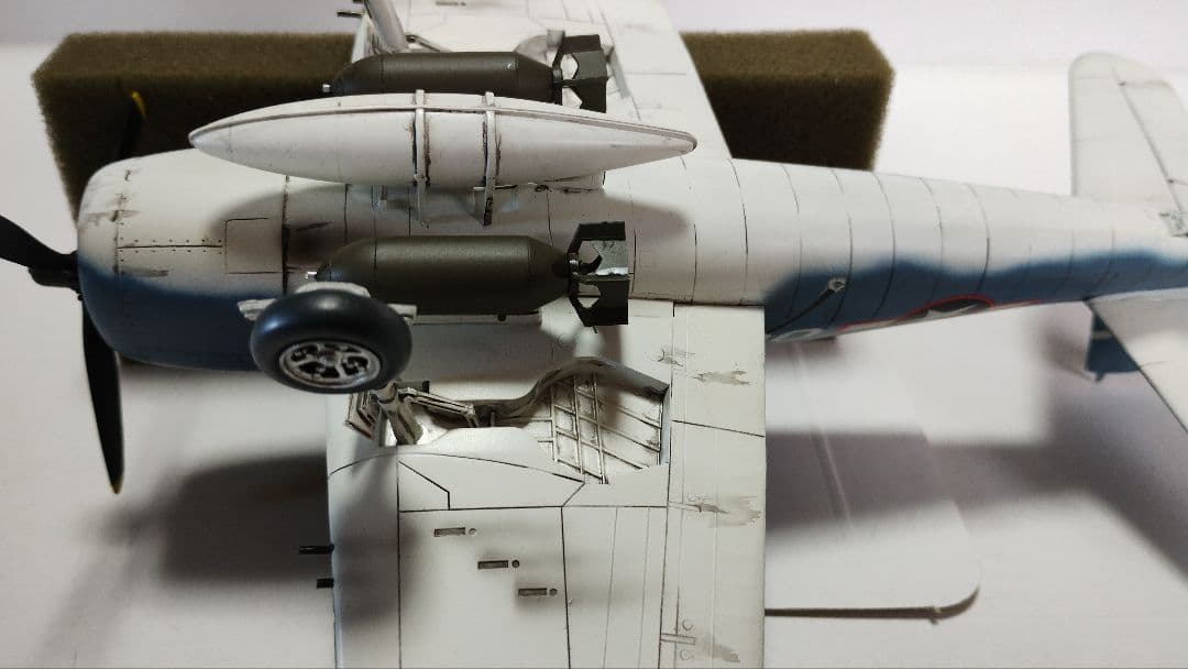プラモデル完成機　1/48　F6F-3グラマンヘルキャット
