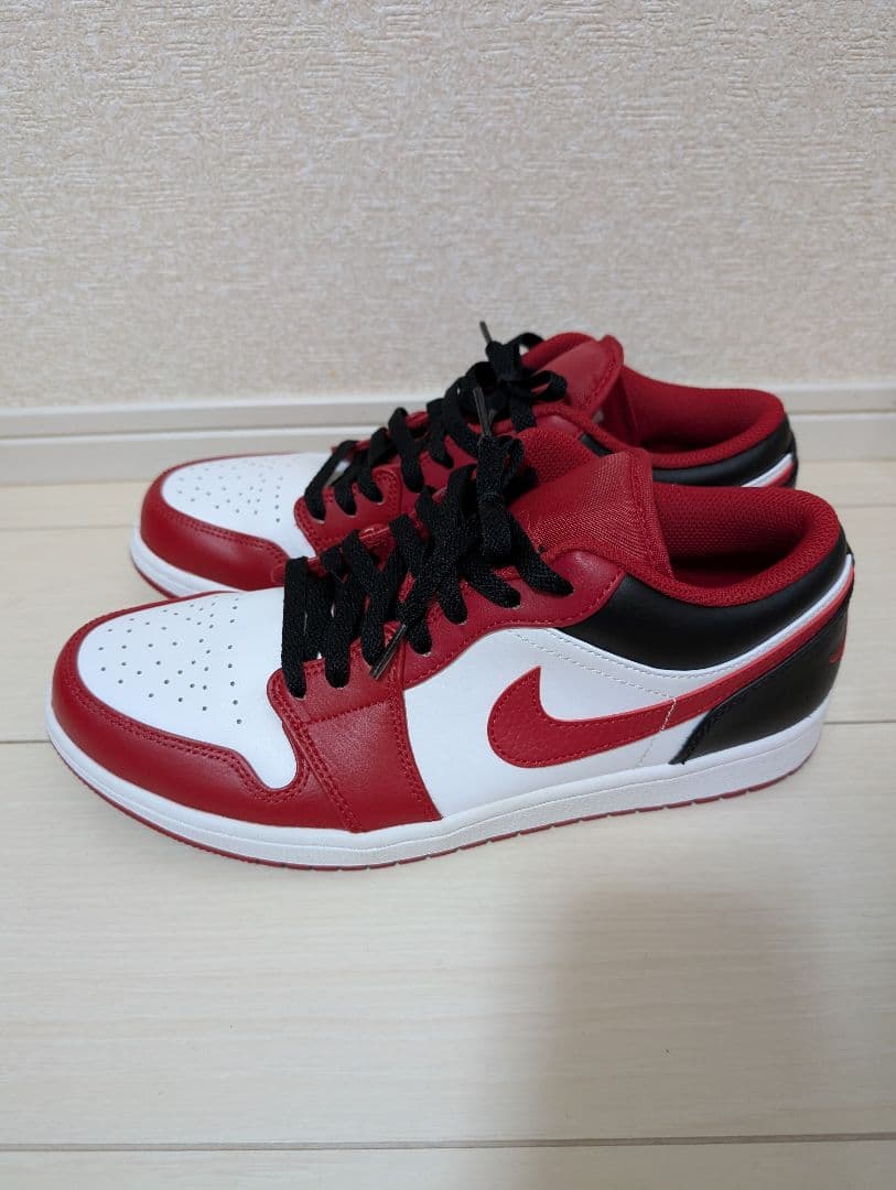 Nike Air Jordan 1 Low レッド/ホワイト/ブラック