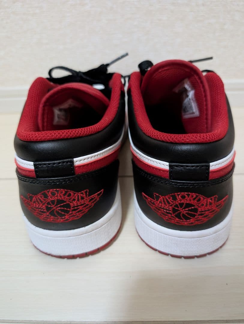 Nike Air Jordan 1 Low レッド/ホワイト/ブラック