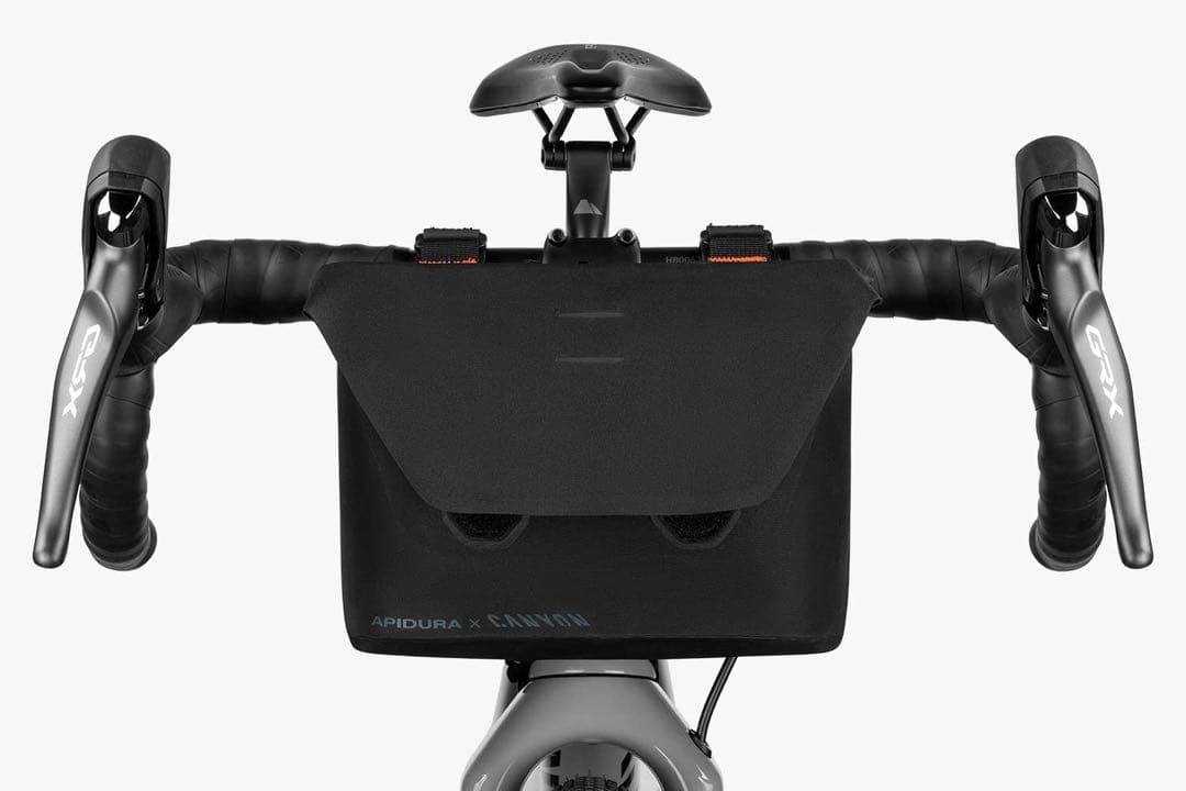 APIDURA X CANYON HANDLEBAR PACK (2L) 新品