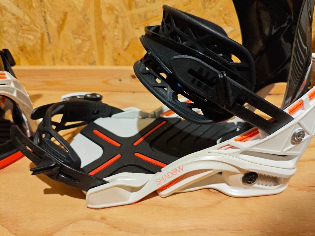 Salomon Quantumカーボン製スノーボード ビンディング M