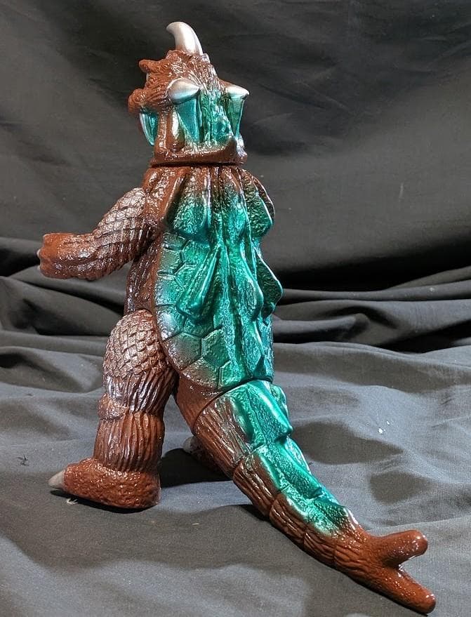 ゴメス「ウルトラＱ」登場怪獣（やまなや怪獣郷）ソフビフィギュア
