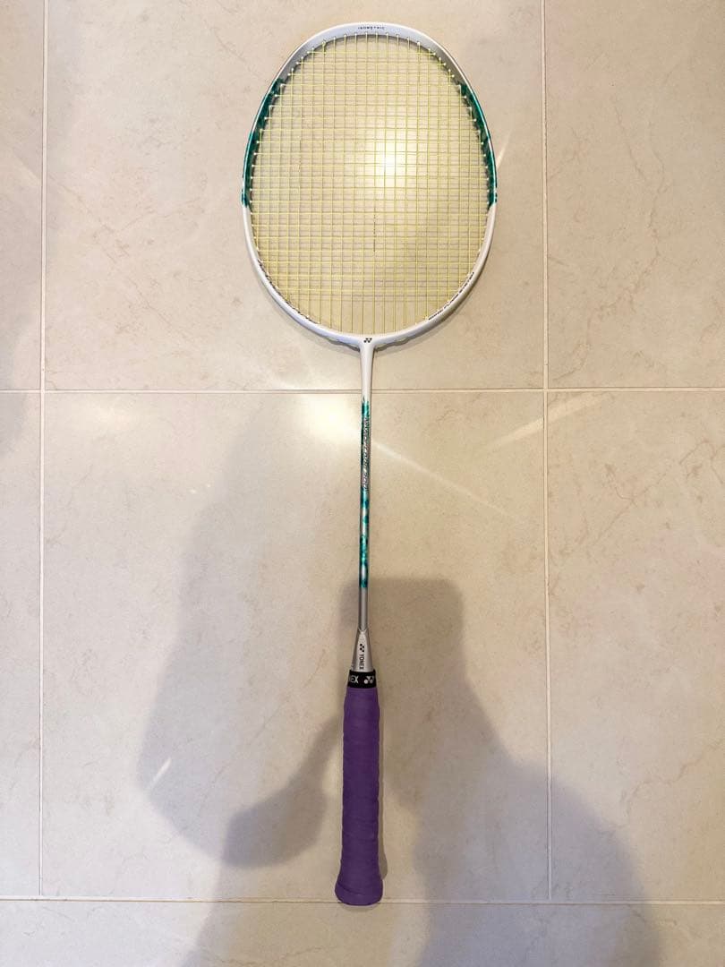 【超美品】YONEX ナノフレア300 ホワイト/グリーン
