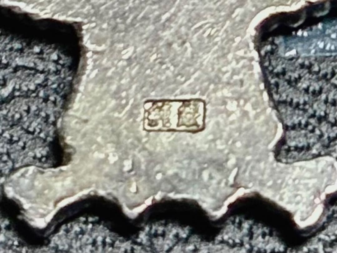 純銀製(功クローバー)エナメル七宝製★バッジ★シルバー銀製★重量約30グラム