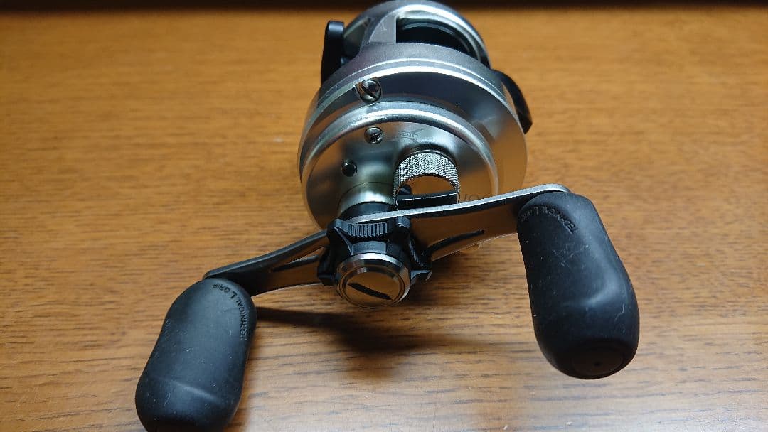 シマノ 12カルカッタ101 左巻き