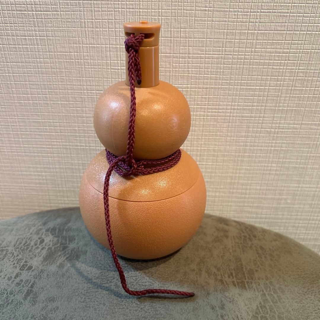 ③ワンピース　Hello, ONE PIECE コカコーラ　缶バッジ