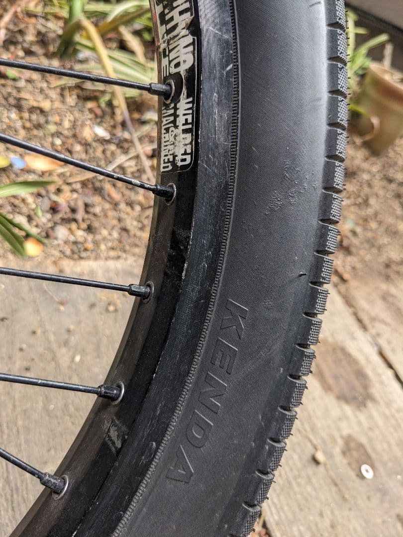 BMX F- 2.30 タイヤ＆ホイール