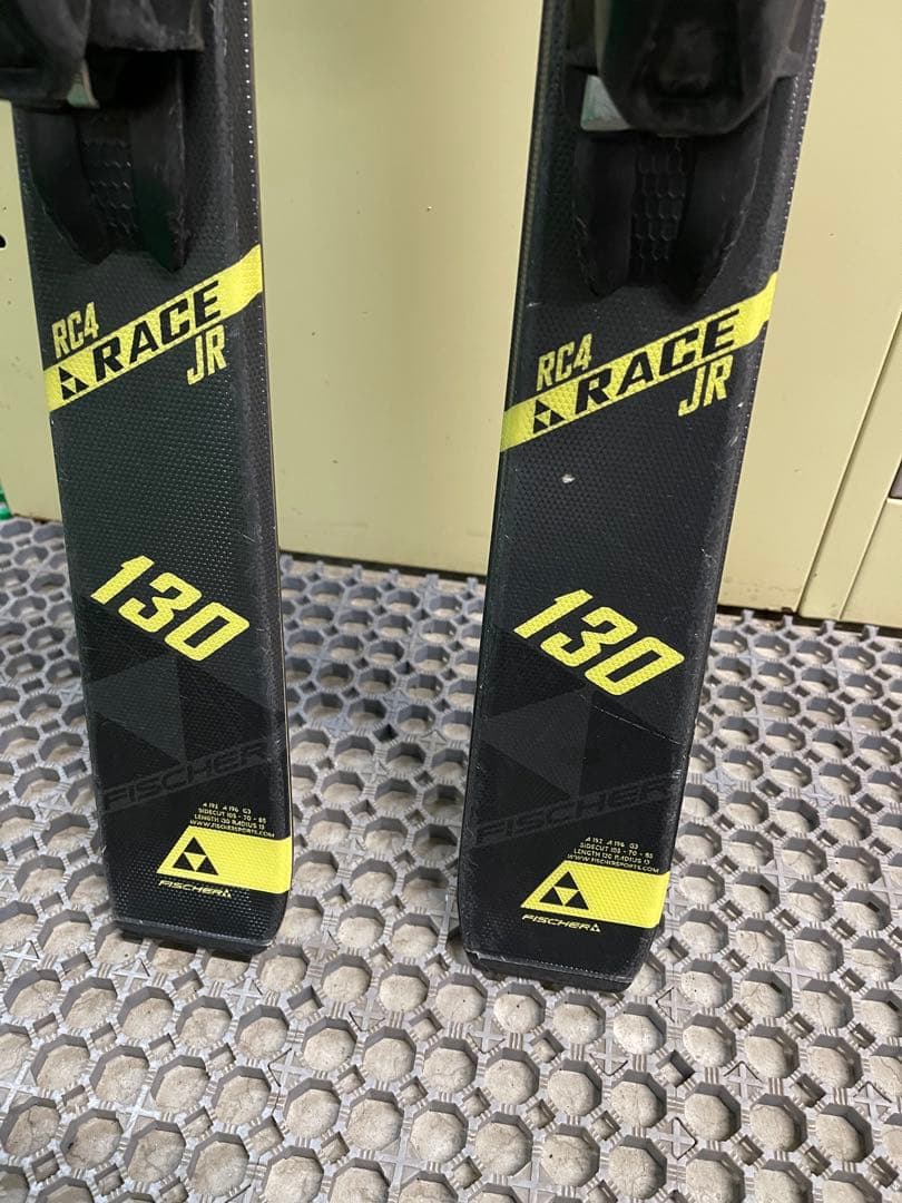 130 FISCHER フィッシャー　RC4 RACE JR スキー板