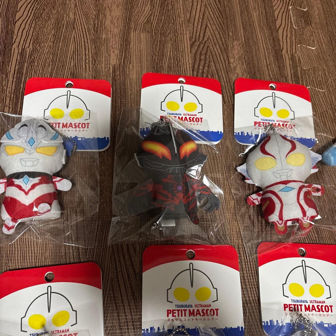 ウルトラマン　キーホルダー　全8種