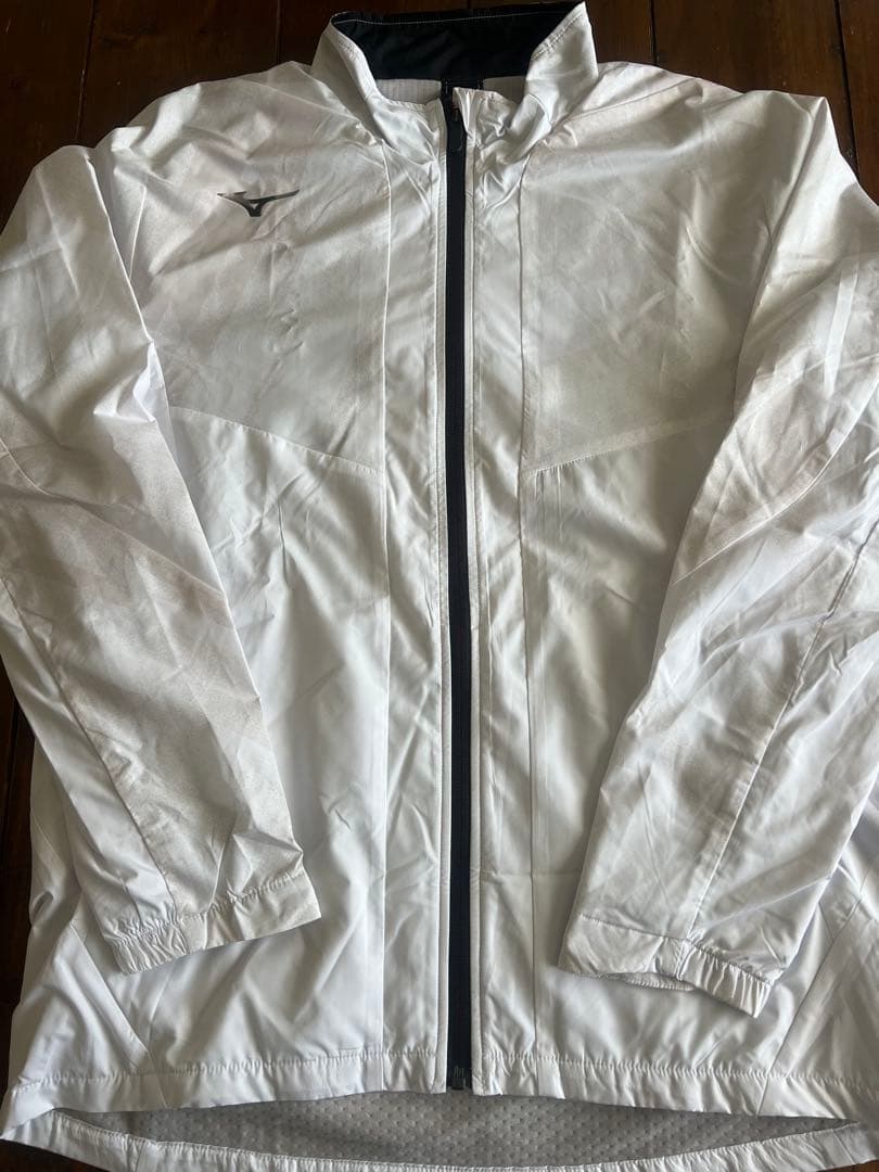 美品　MIZUNO ウォームアップ　ユニLサイズ　　32MEA541
