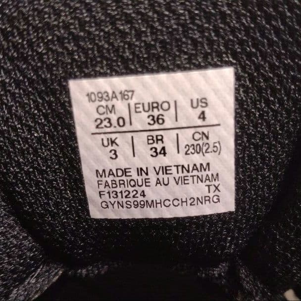asics スパイク・シューズ ホワイト/ブラック 23.0cm