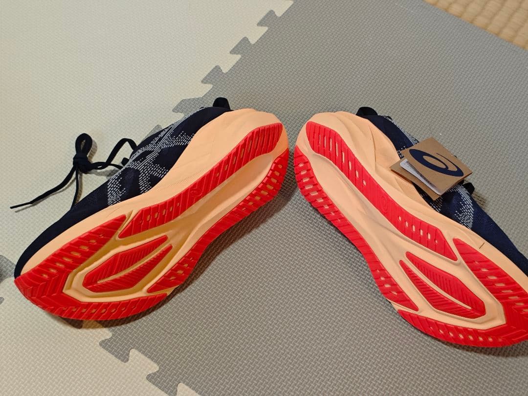 ASICS NOVABLAST 5 ワイド 28.0 新品