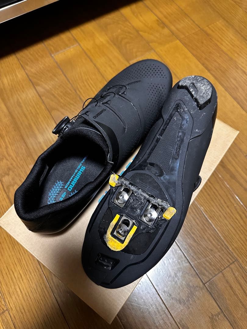 SHIMANO RC3 WIDE ブラック 43 27.2