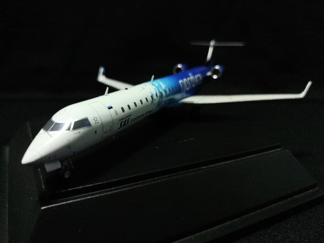 JCWings　1/200　CRJ900　超メルカリ市価格で掲載中
