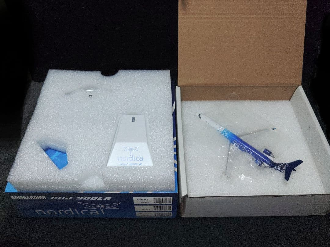 JCWings　1/200　CRJ900　超メルカリ市価格で掲載中