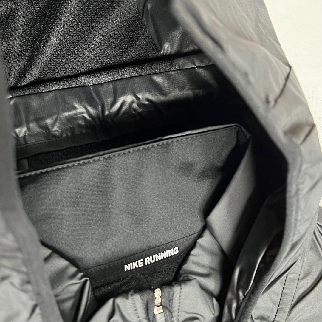 新品　Nike ランニング　ウィンドブレーカー M サイズ　ブラック