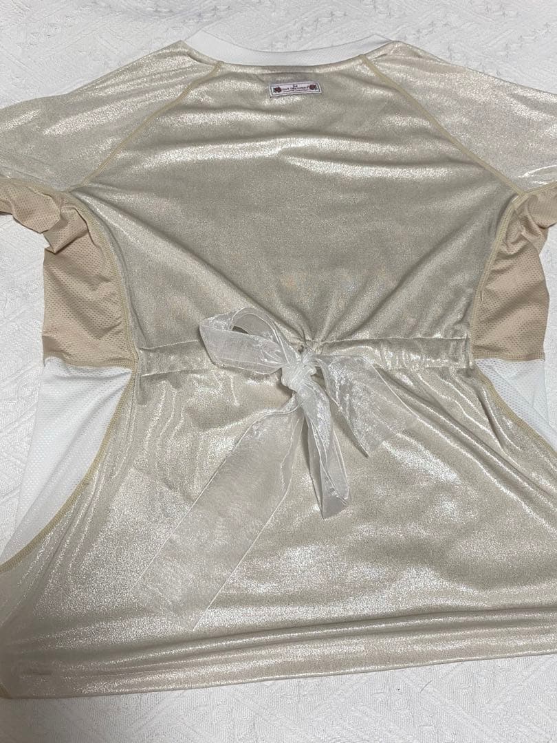 SCULPTOR 光沢VネックTシャツ ベージュ