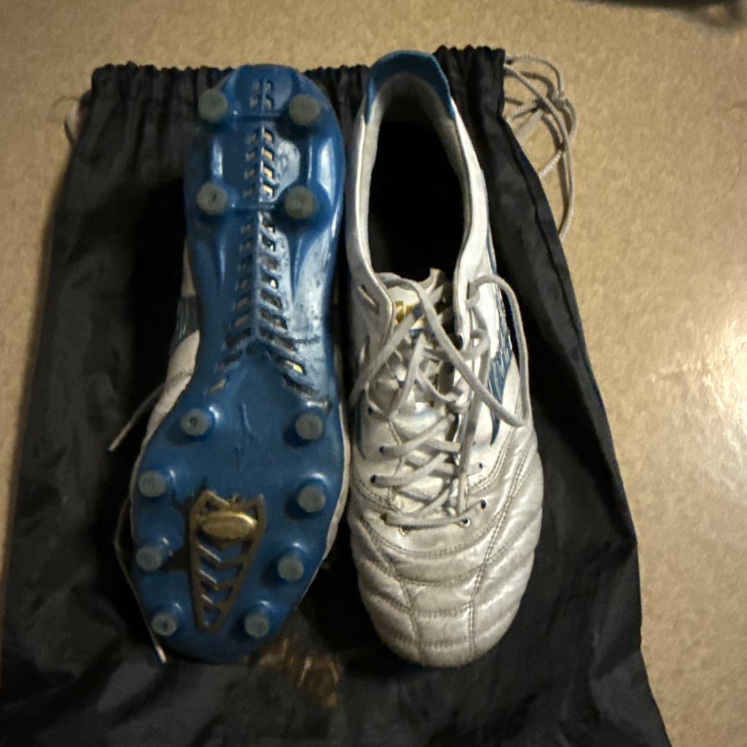 Mizuno モレリアネオ4 限定色