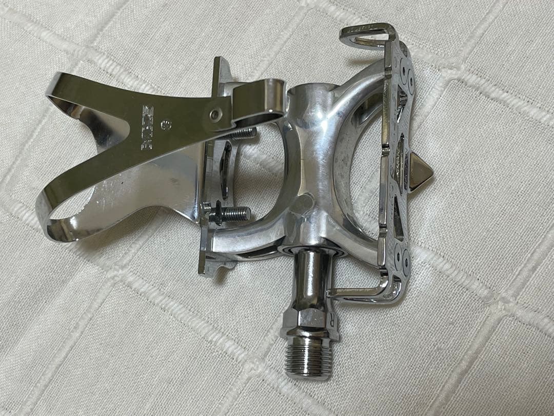 ピスト　ペダル　MKS SUPREME NJS入り