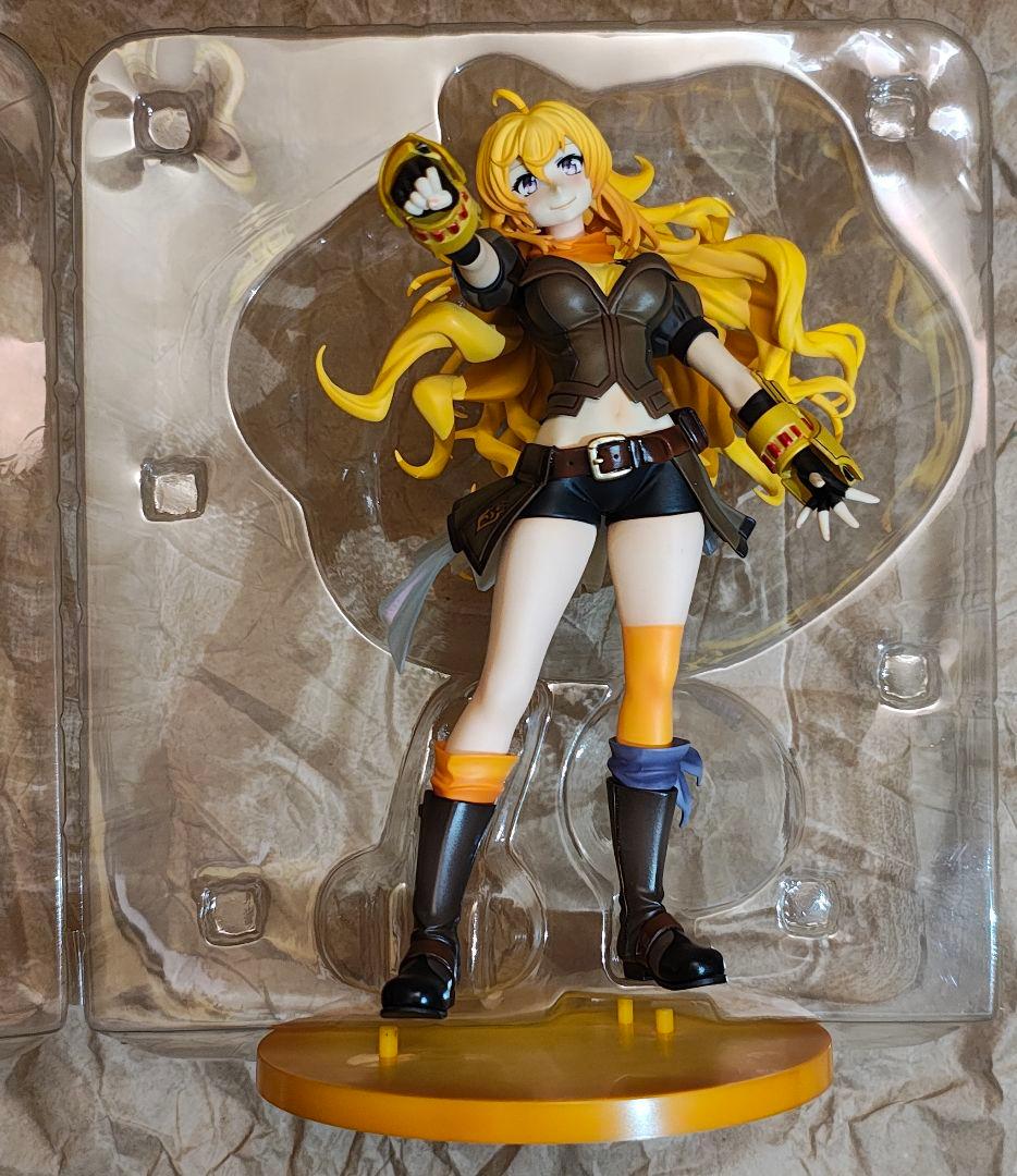 開封品　メディコスエンタテインメント　RWBY ヤン・シャオロン　フィギュア