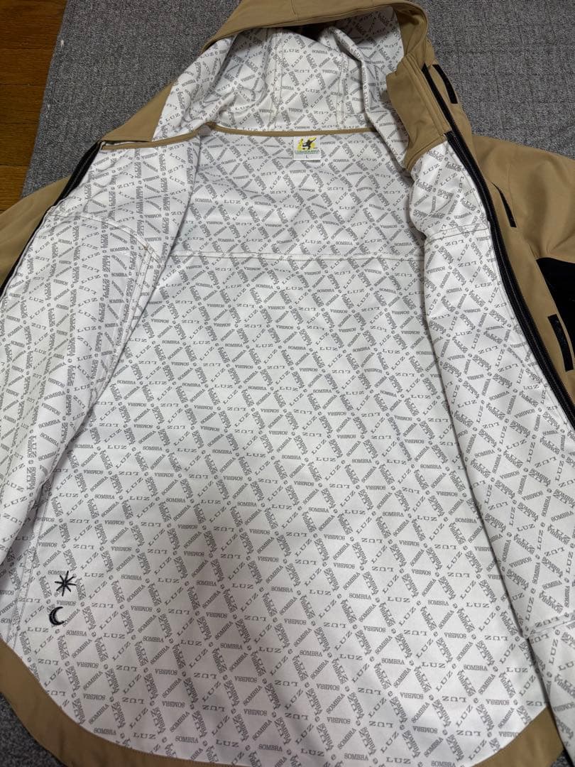超美品！！LS フード付きウィンドブレーカー ベージュ　サイズ L