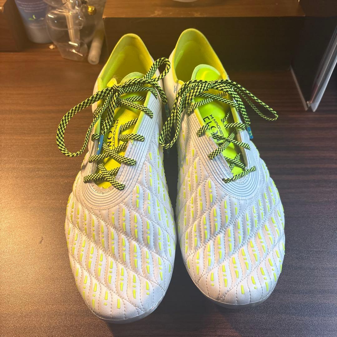 アンダーアーマー　MAGNETICO ELITE 3.0 FG