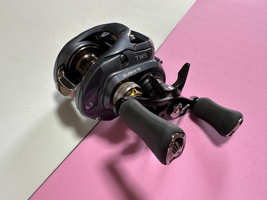 ダイワZILLION SV TW ベイトリール　右巻き　6.3