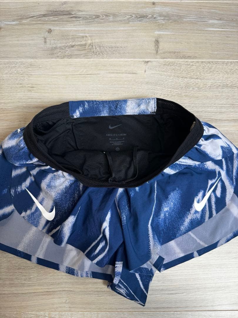 NIKE エアロスイフト サイズM