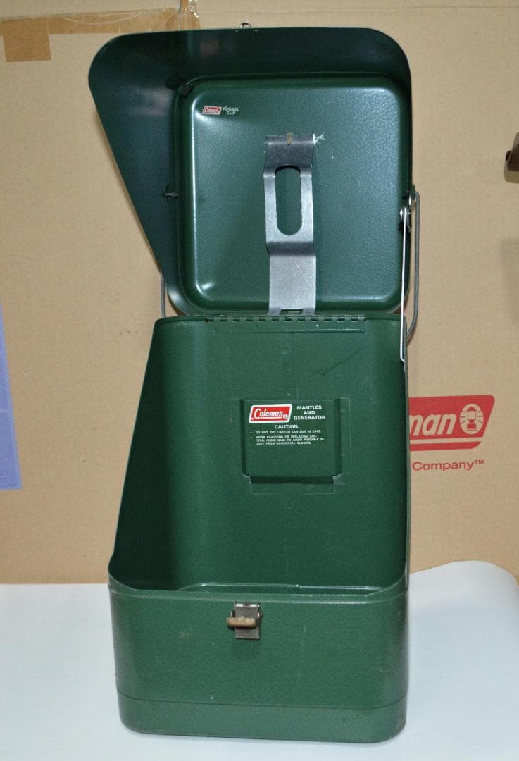 ビッグハット収納可❕ コールマン ランタン 収納用ガルウイングケース Ｌ（大型）