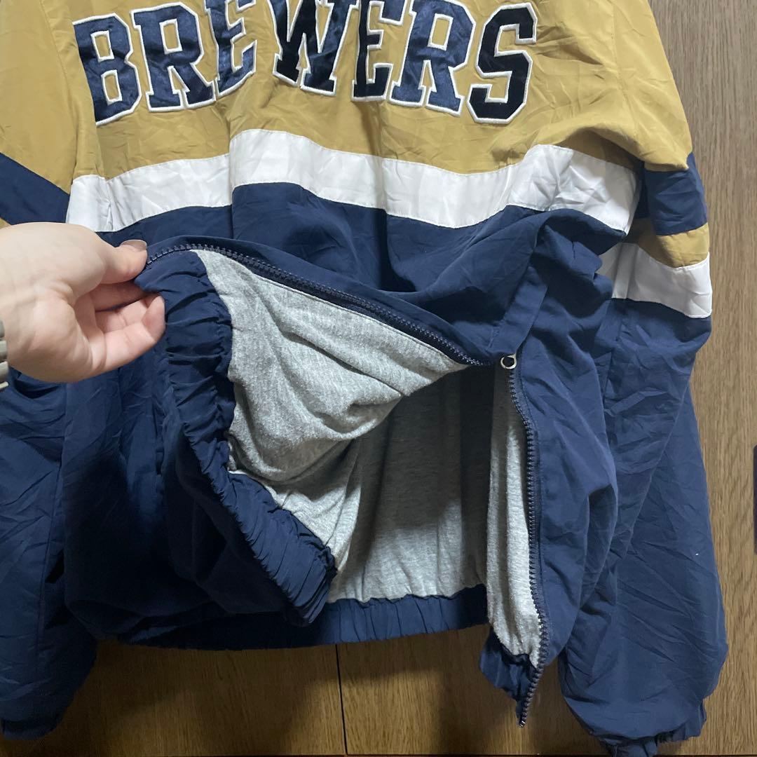 MLB 古着　Milwaukee Brewers プルオーバージャケット