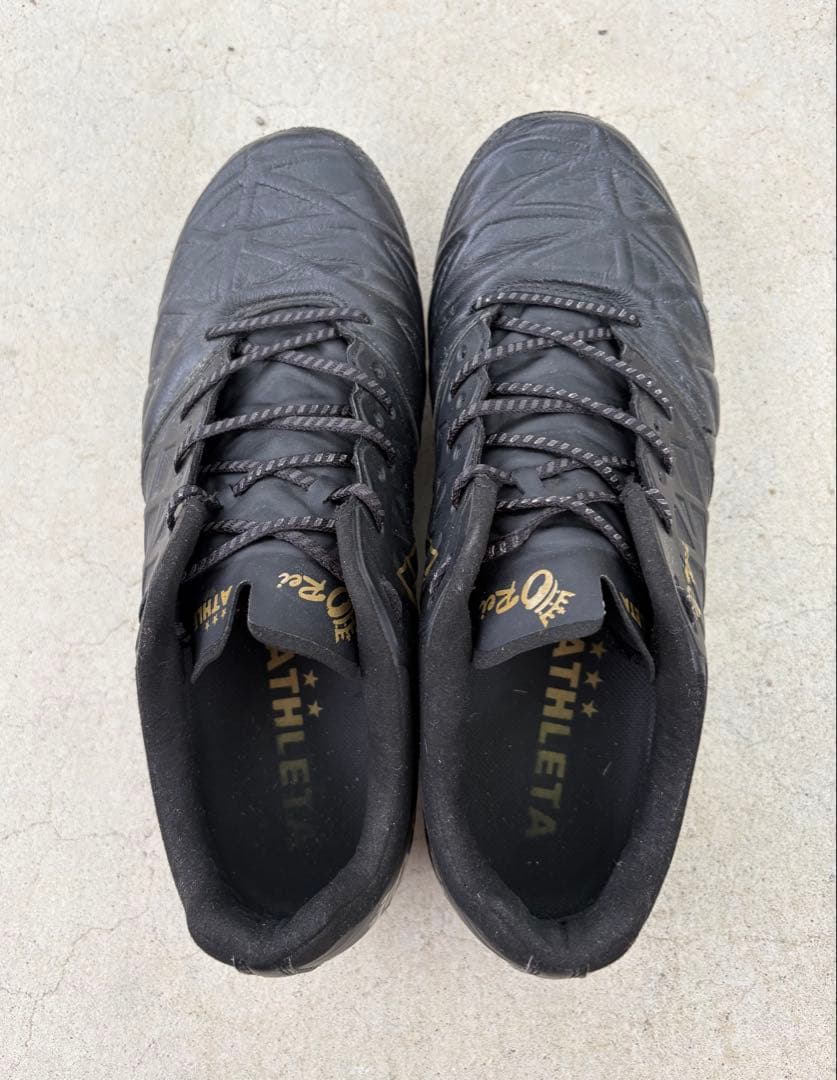 ATHLETA J Rei ブラック サッカーシューズ