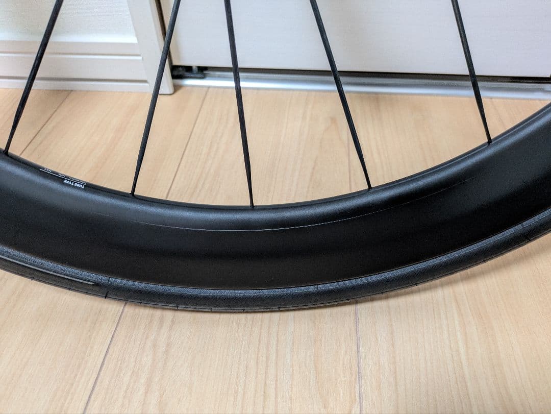 DT SWISS ARC 1100 DICUT 50mm前後セット
