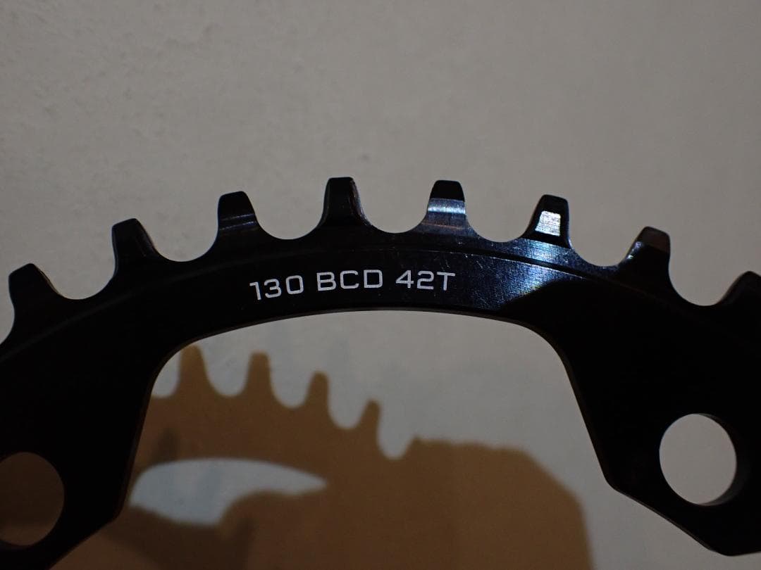 WOLFTOOTH DROPSTOP B ナローワイド　チェーンリング　42T