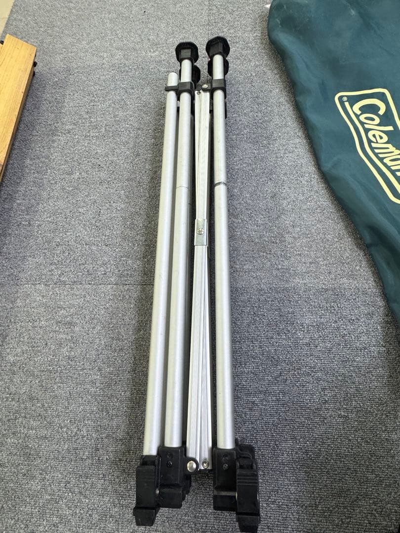 Coleman ナチュラルウッドロールテーブル65