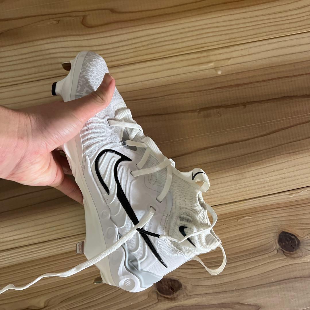 NIKEスタイルスパイク