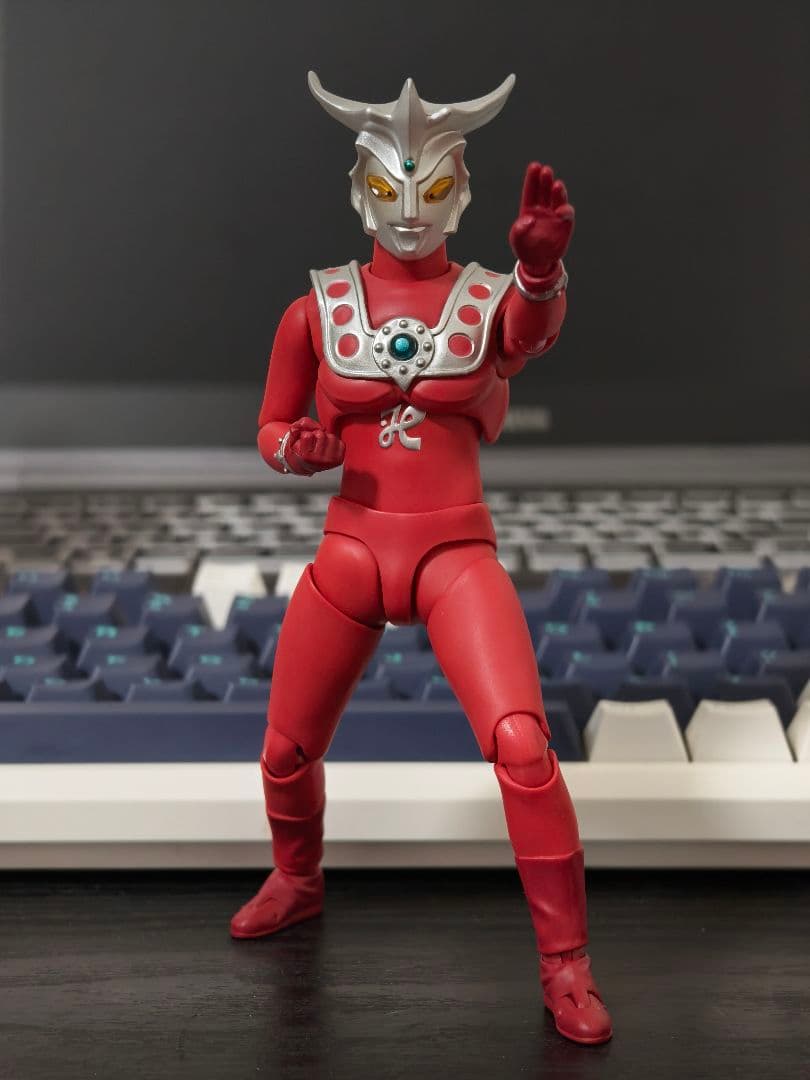 き*ち様 S.H.Figuarts ウルトラマンレオ