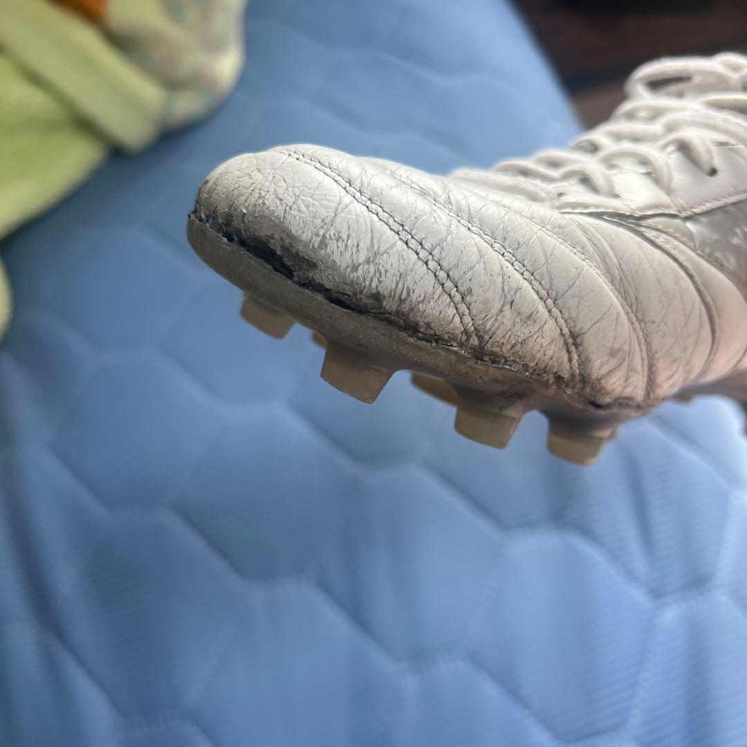 Mizuno モレリア DNA ホワイト